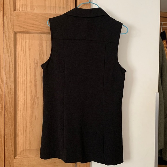 NWT Timing Sleeveless Vest - Picture 3 of 3